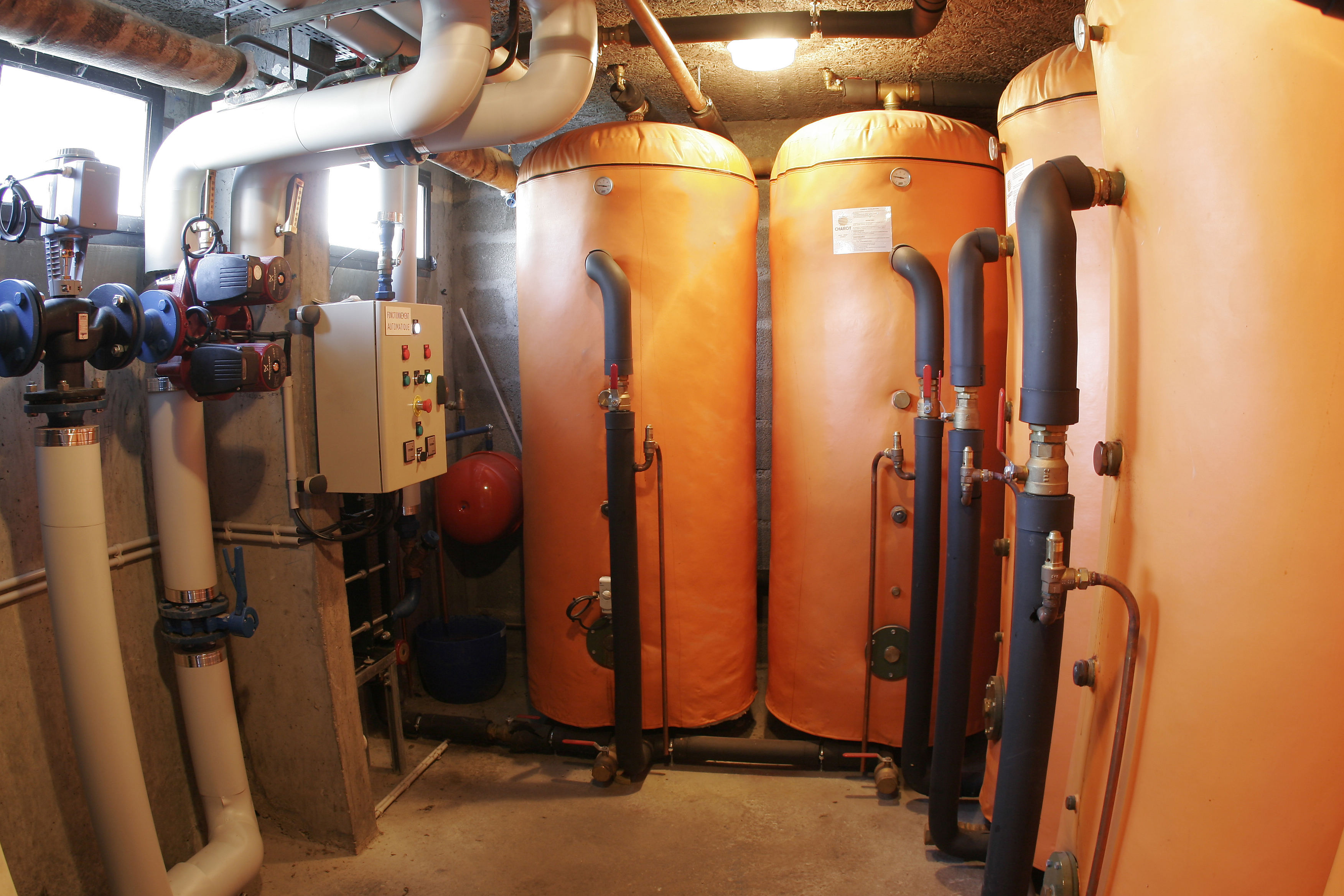 photo Thermal insulation of boilers, circuits and hot water heaters